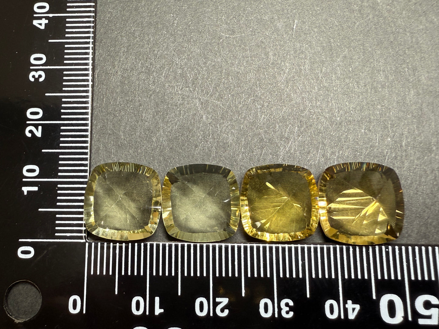 0402【ランダム発送】レモンクォーツ 【1石あたり7.16ct】