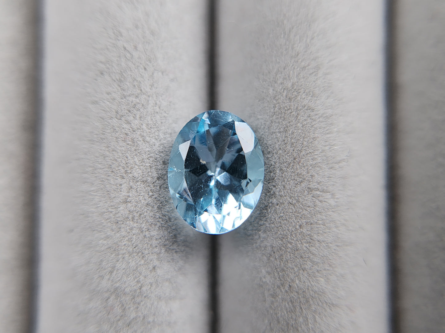 0917-13 ブルートパーズ 2.21ct