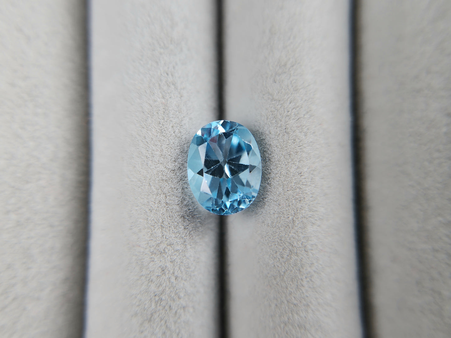 0917-31 ブルートパーズ 2.42ct