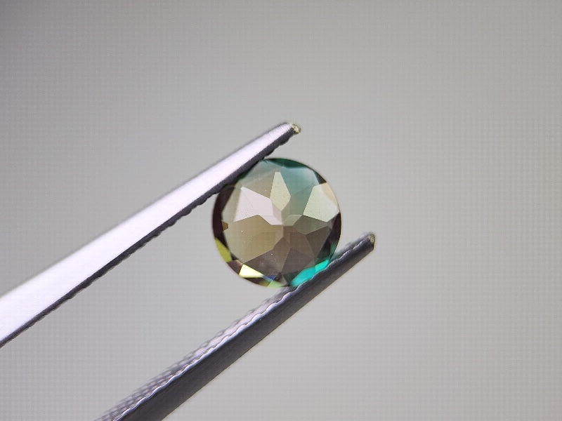 0504-2 バイカラーアンデシン 0.80ct