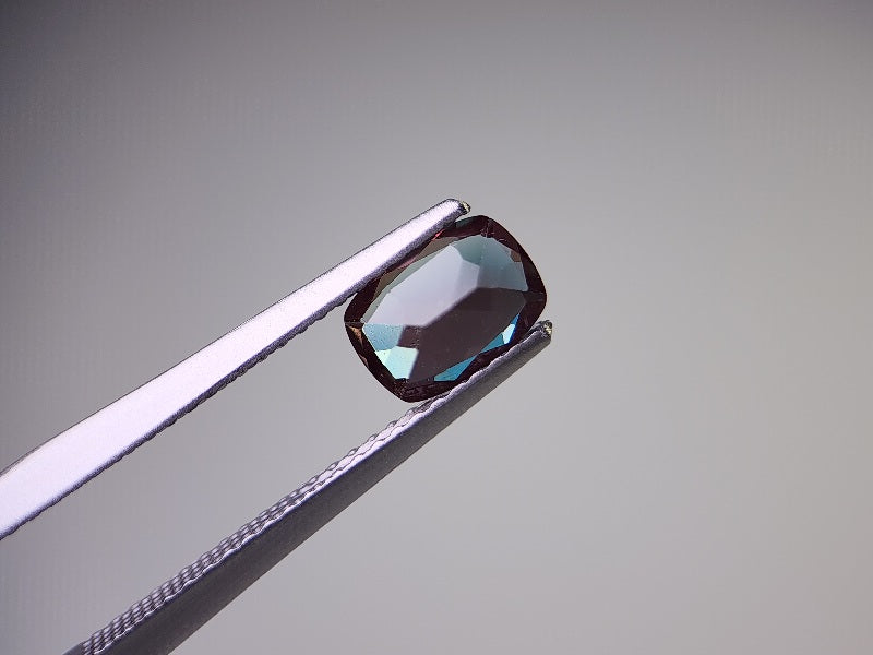 0504-4 バイカラーアンデシン 0.76ct