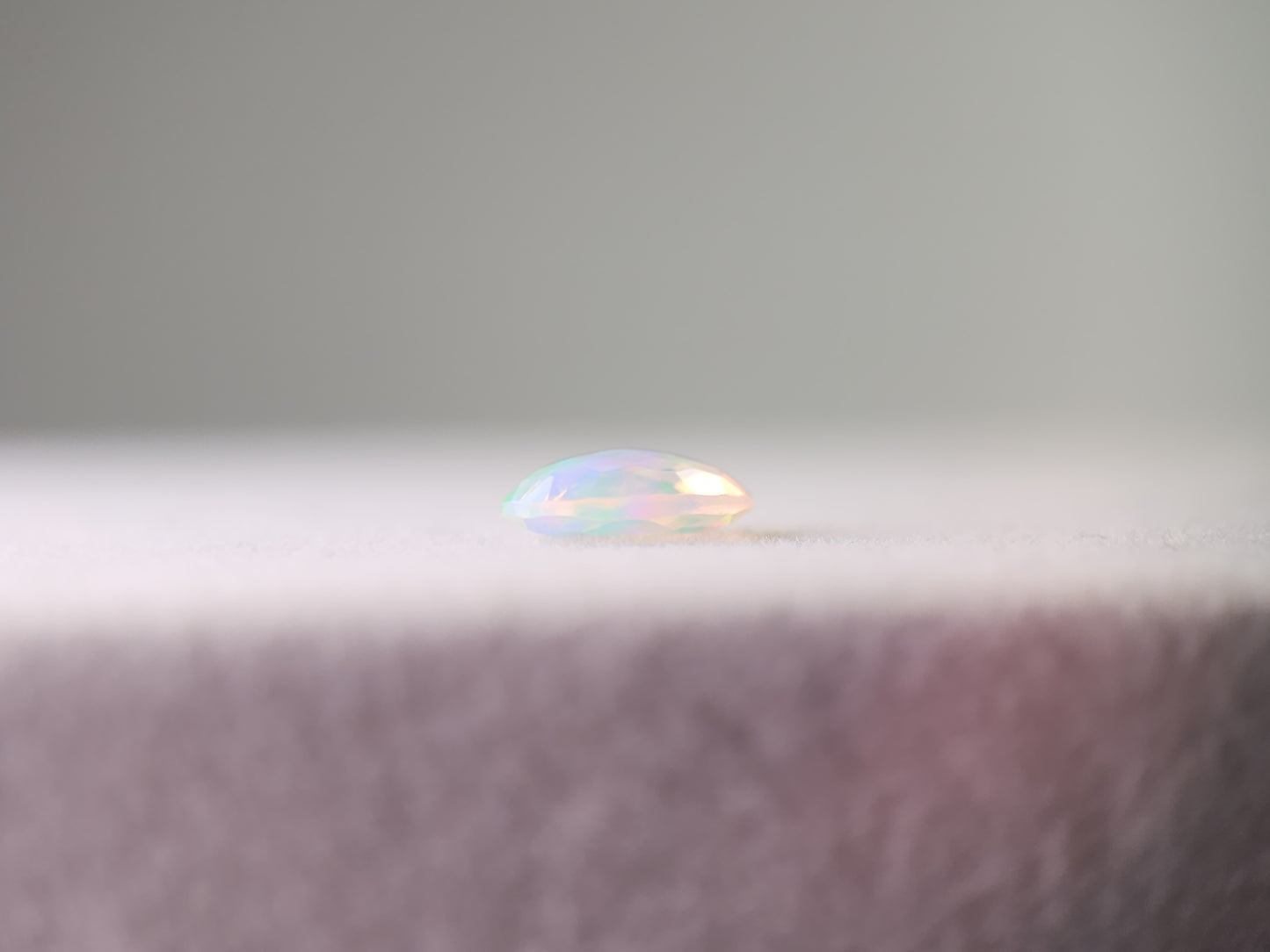 0909-1-2 オパール 0.53ct