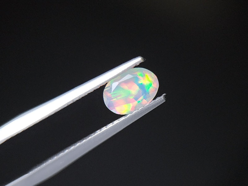 0909-2-1 オパール 0.36ct