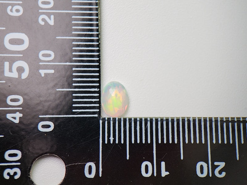 0909-2-1 オパール 0.36ct