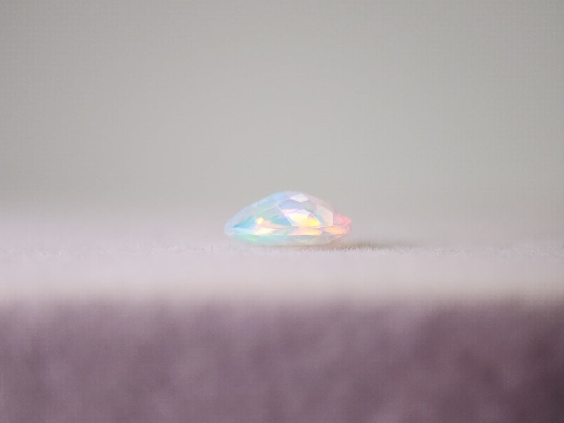 0909-2-2 オパール 0.42ct