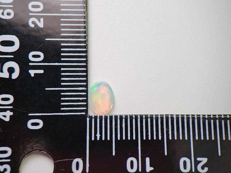 0909-2-4 オパール 0.40ct
