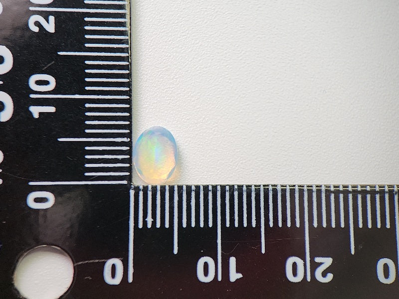 0909-2-5 オパール 0.53ct