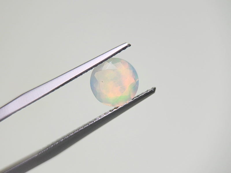 0909-3-1 オパール 0.74ct