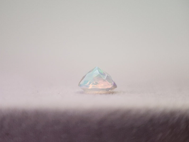 0909-4-1 オパール 0.29ct
