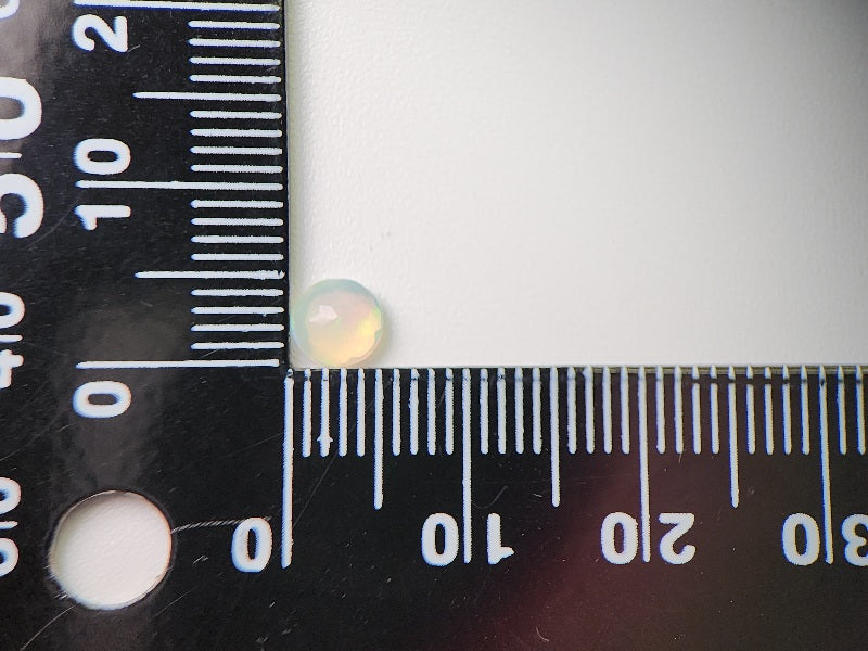 0909-4-2 オパール 0.27ct