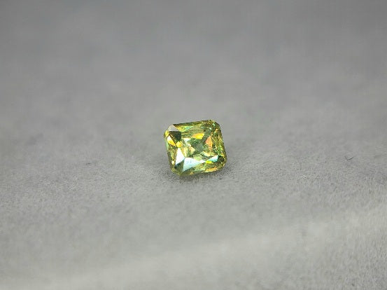 0932-6 スフェーン 0.36ct