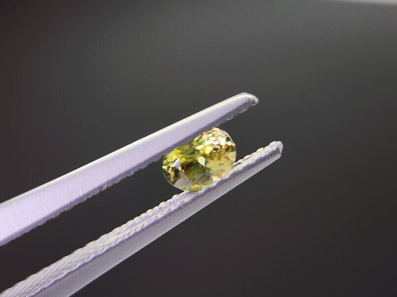 0932-9 スフェーン 0.26ct