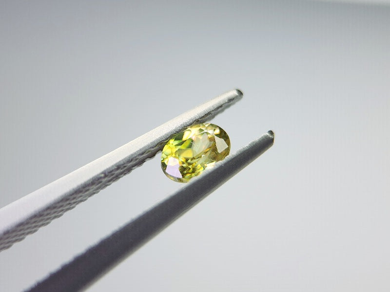 0932-9 スフェーン 0.26ct