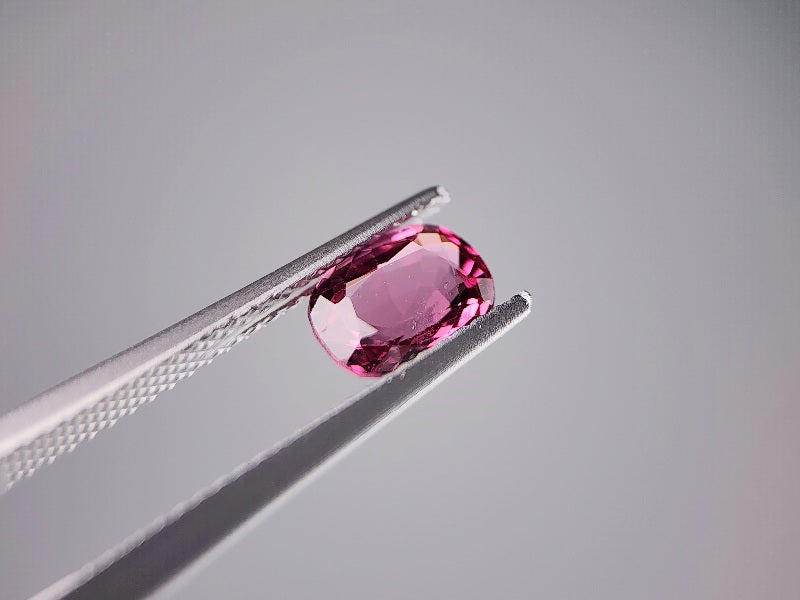0837 スピネル 1.13ct