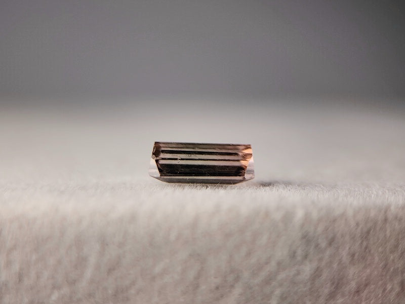 0879-10 トルマリン 0.90ct