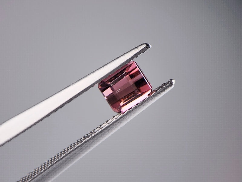 0879-11 トルマリン 0.77ct