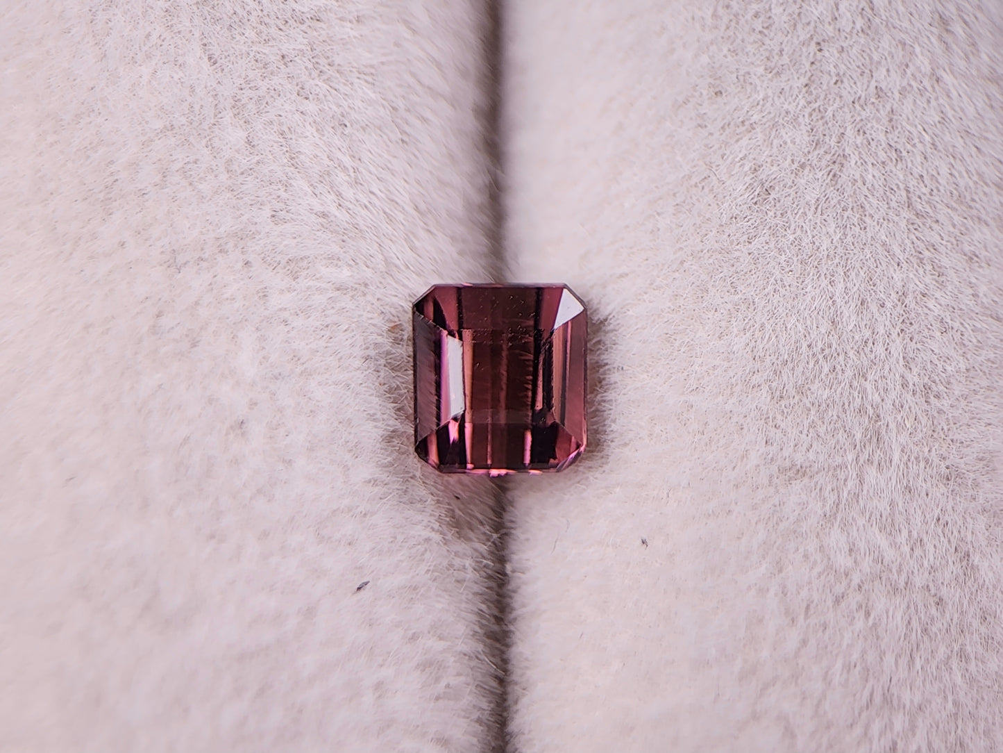0879-11 トルマリン 0.77ct