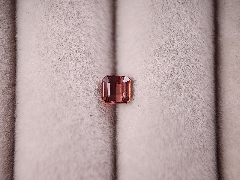 0879-73 トルマリン 0.48ct