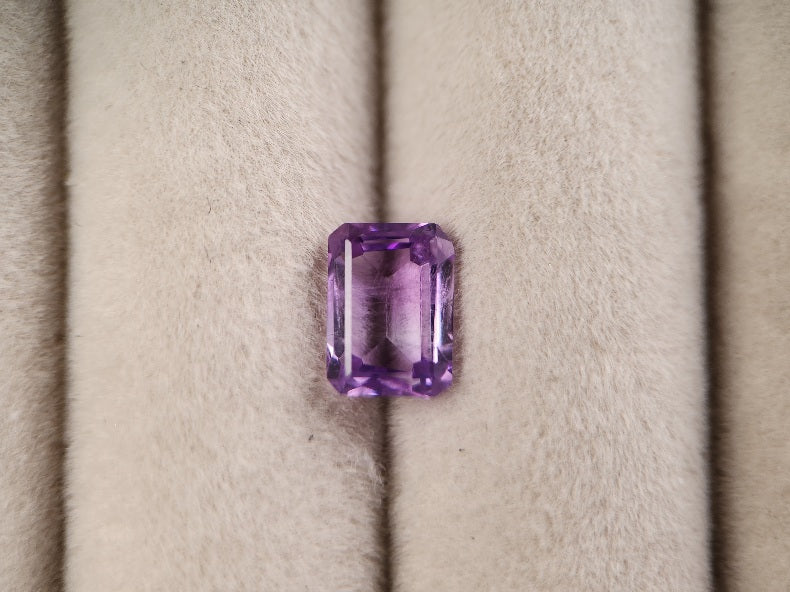 0918-2-17 アメジスト 1.36ct
