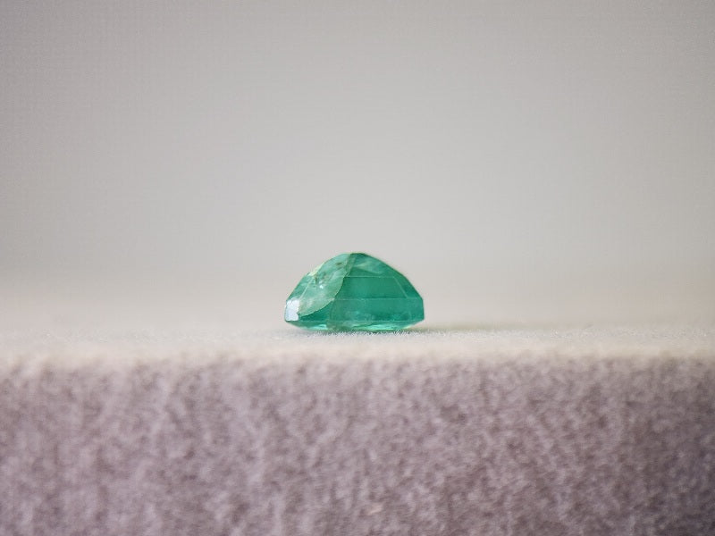 0938-3 エメラルド 1.21ct