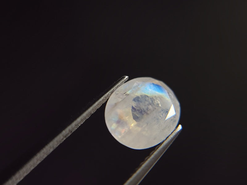 rMO-2 レインボーストーン 2.27ct – 東洋ルース公式オンラインショップ