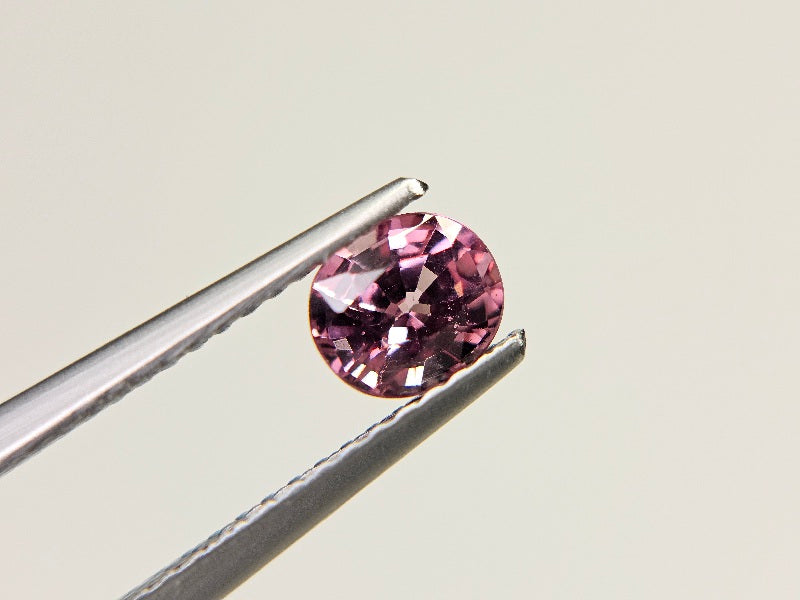 MYGA-2 マラヤガーネット 0.73ct – 東洋ルース公式オンラインショップ