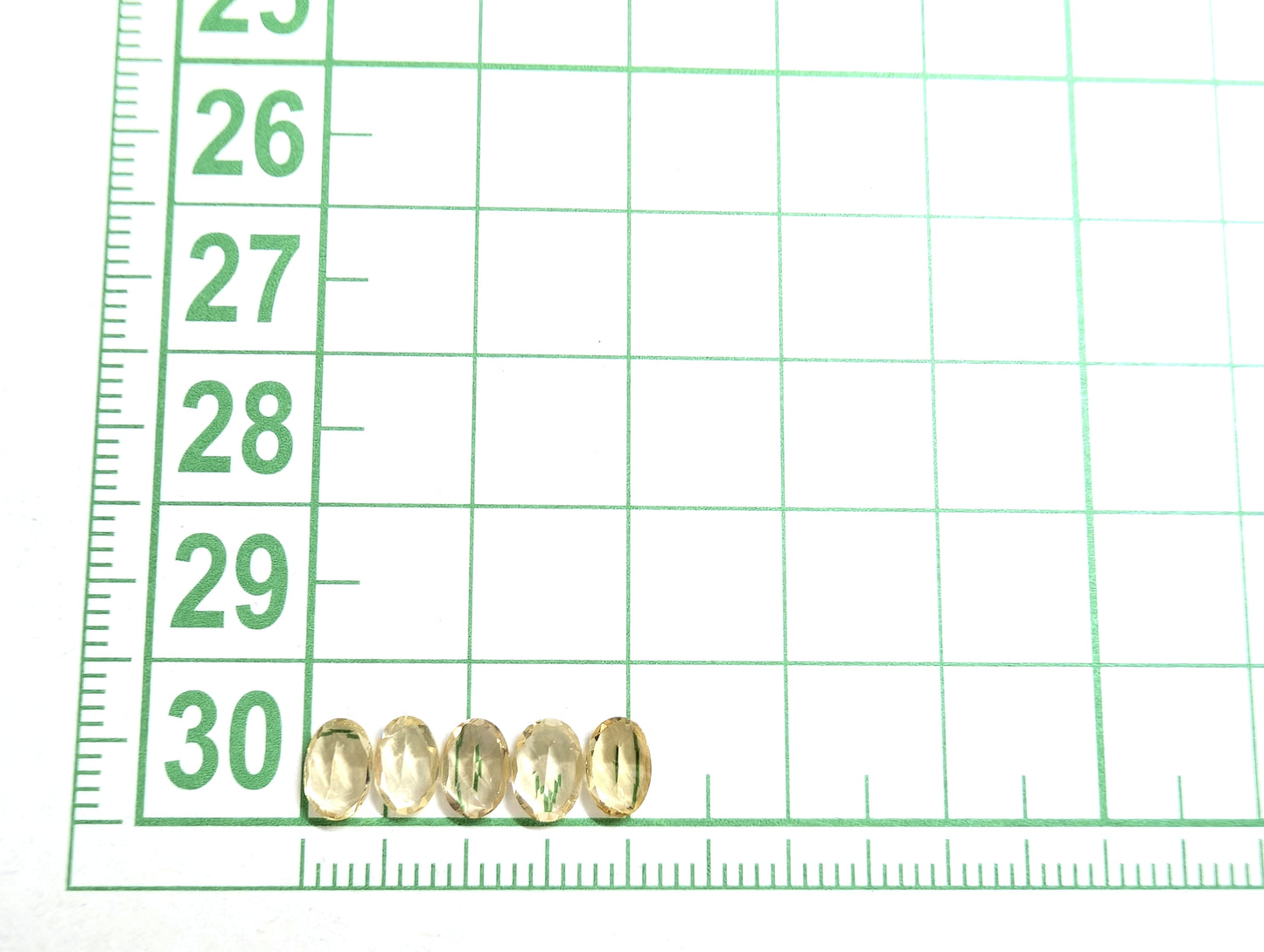 0009【ランダム発送】イエローベリル(ヘリオドール)【1石あたり約0.42ct】