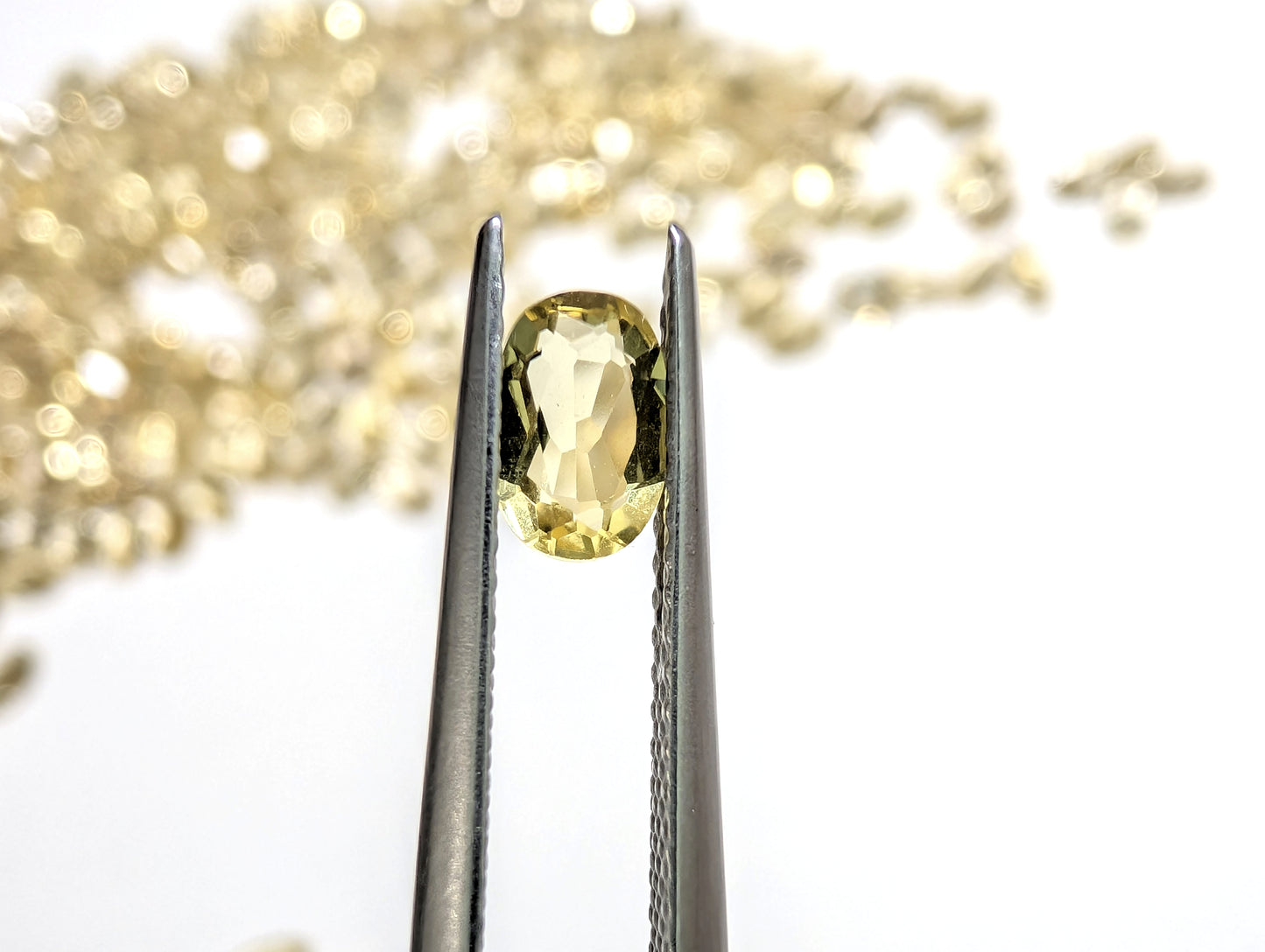 0009【ランダム発送】イエローベリル(ヘリオドール)【1石あたり約0.42ct】