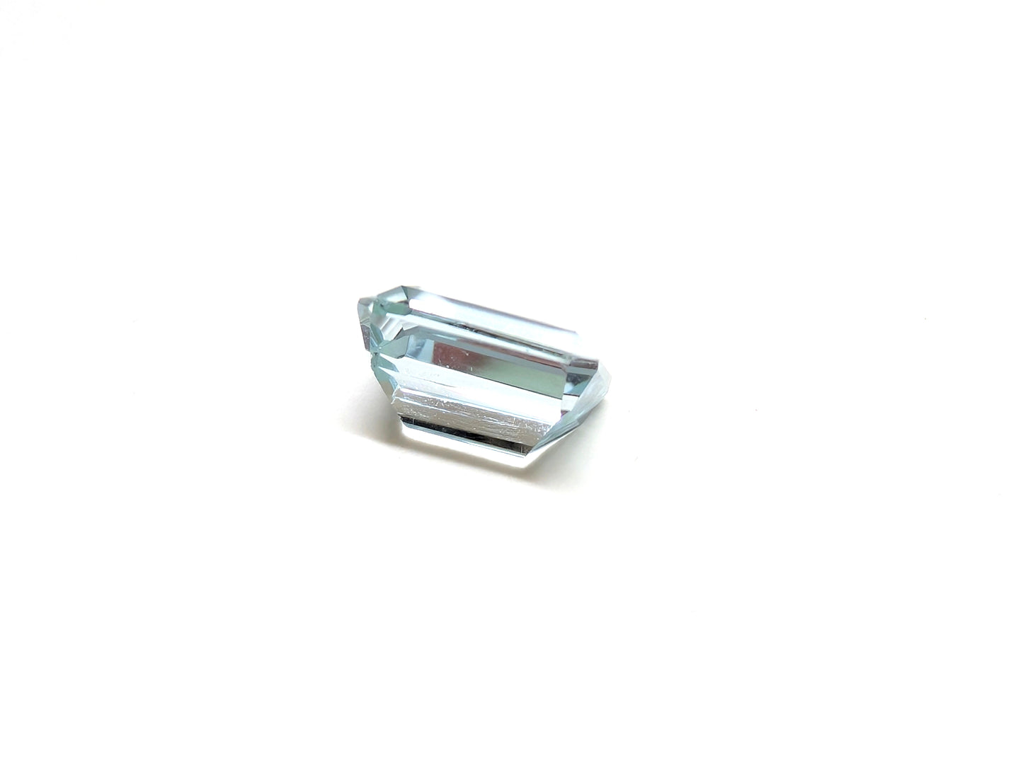 0084 バイカラートパーズ 3.56ct