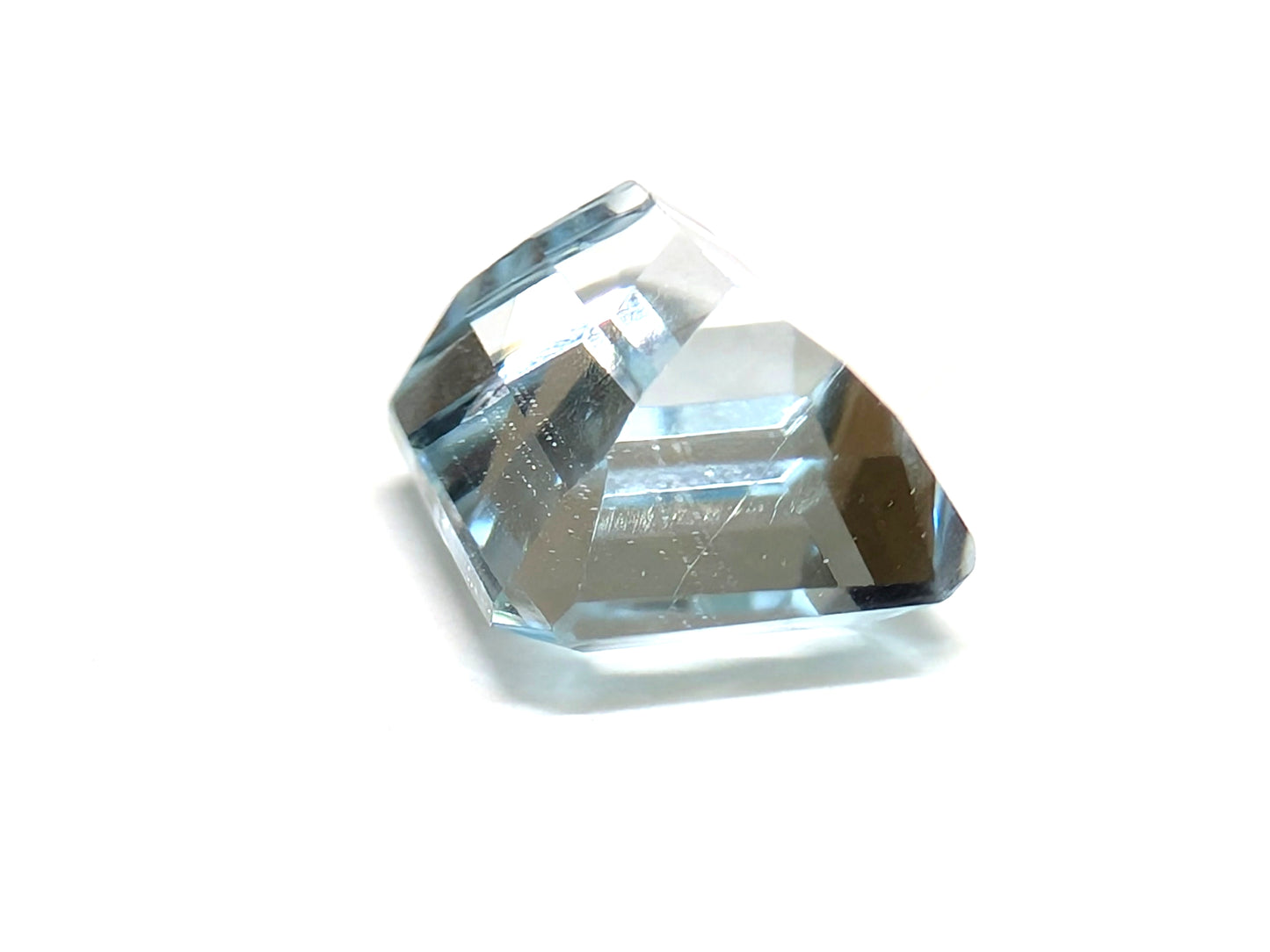 0084 バイカラートパーズ 3.56ct