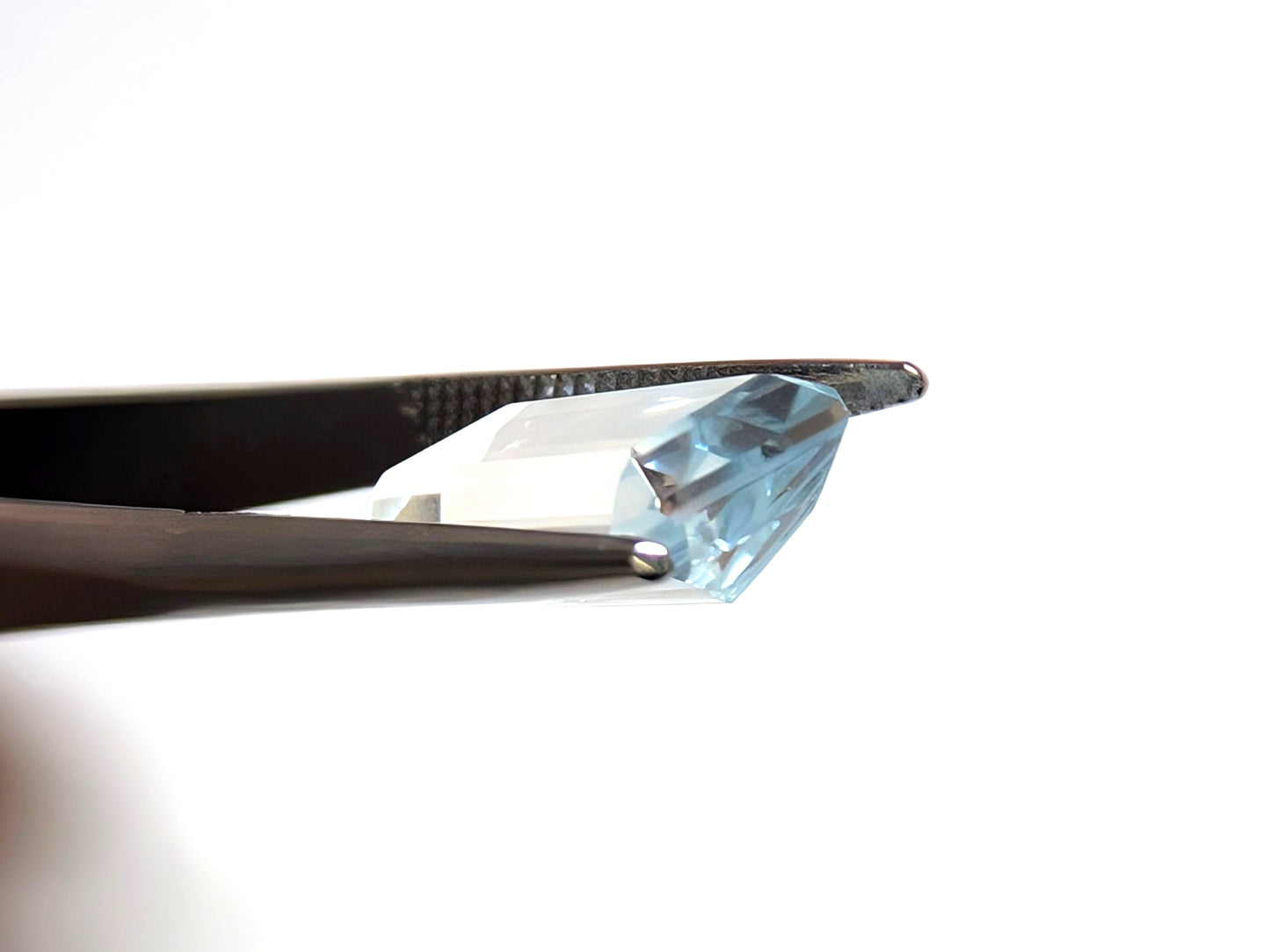 0086 バイカラートパーズ 3.56ct