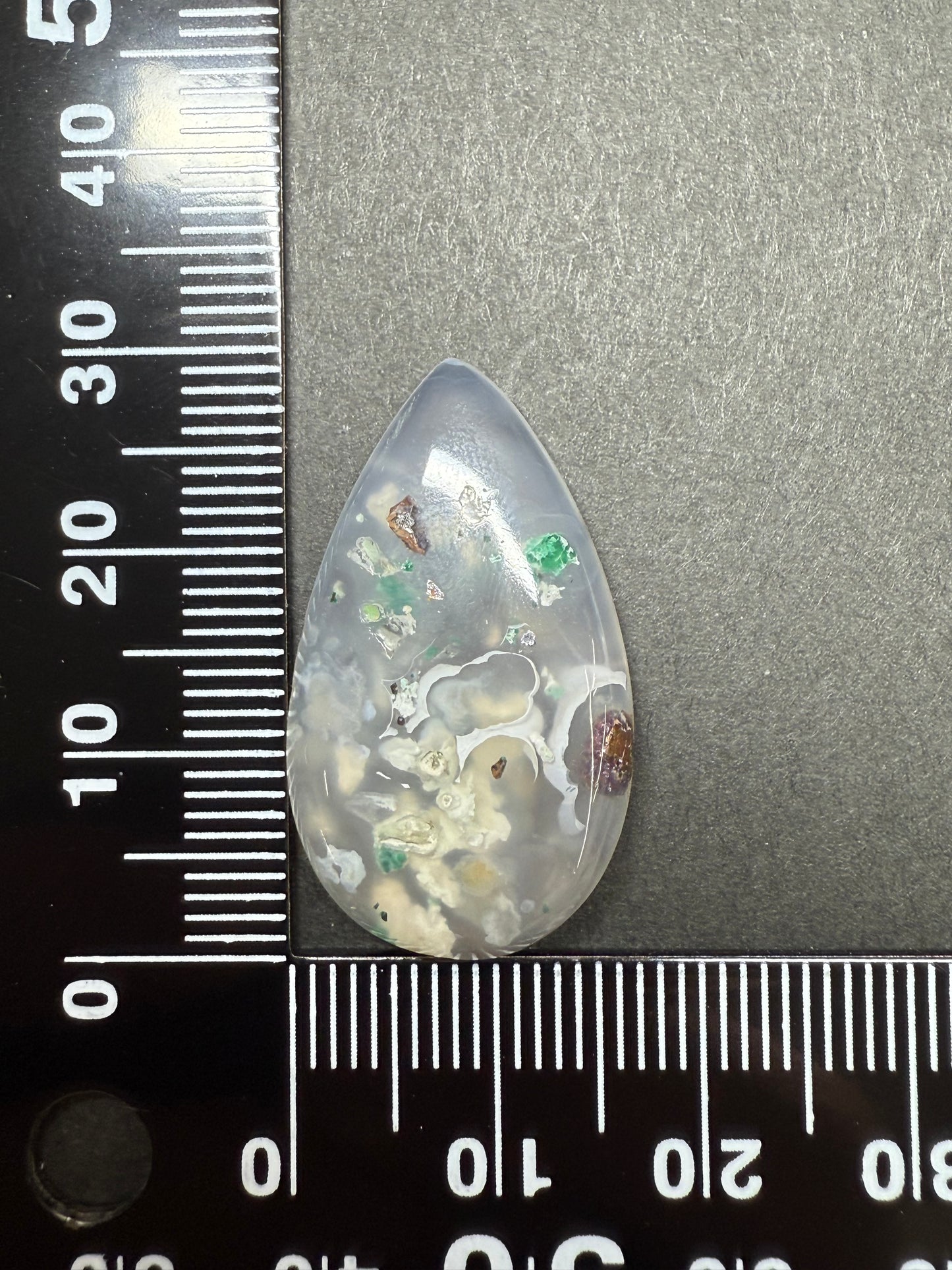 0401 コッパークリソコーラインカルセドニー 20.35ct