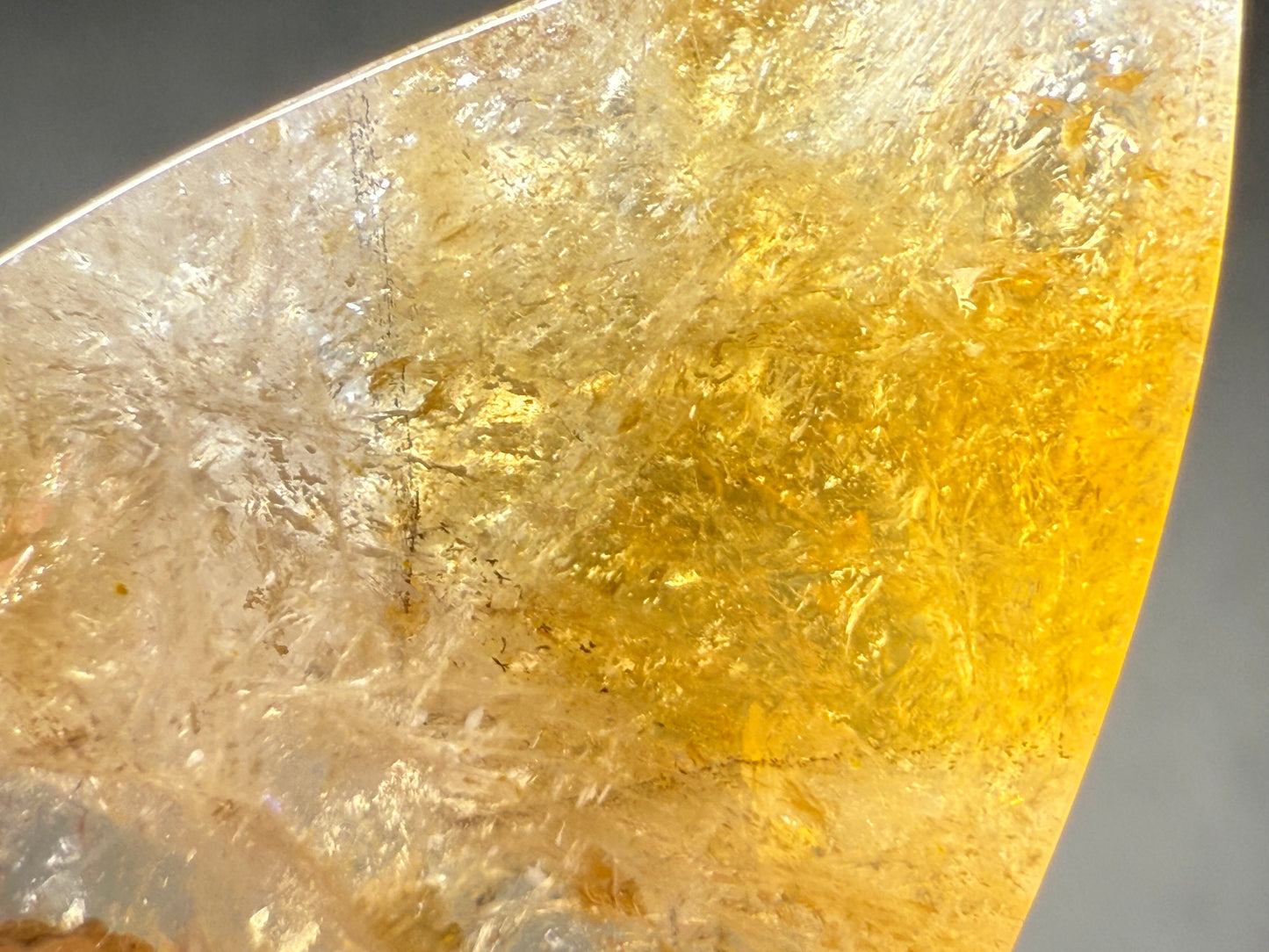 0377 カコクセナイトインシトリン 30.05ct