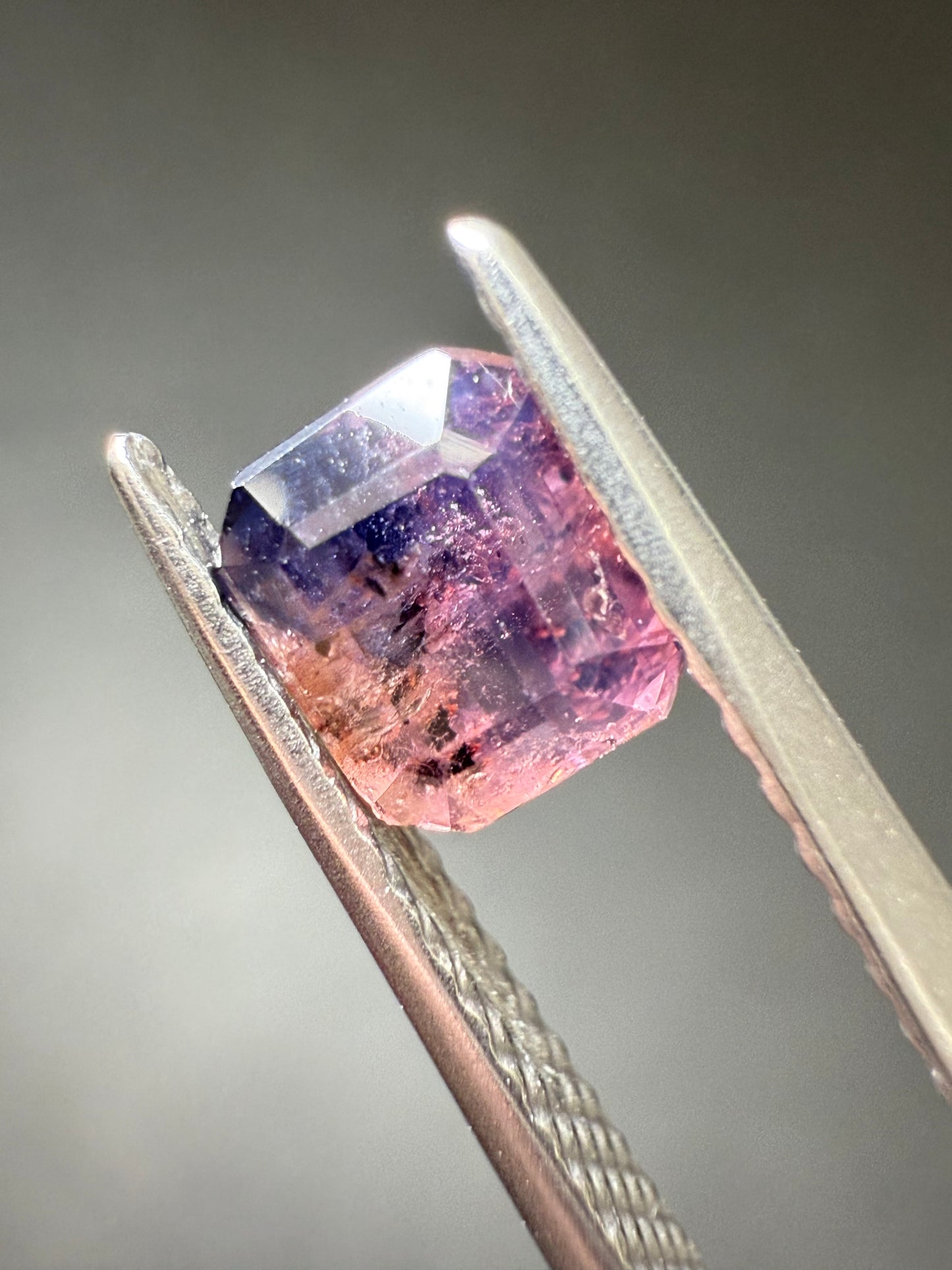 0305 ウィンザーサファイア 0.99ct
