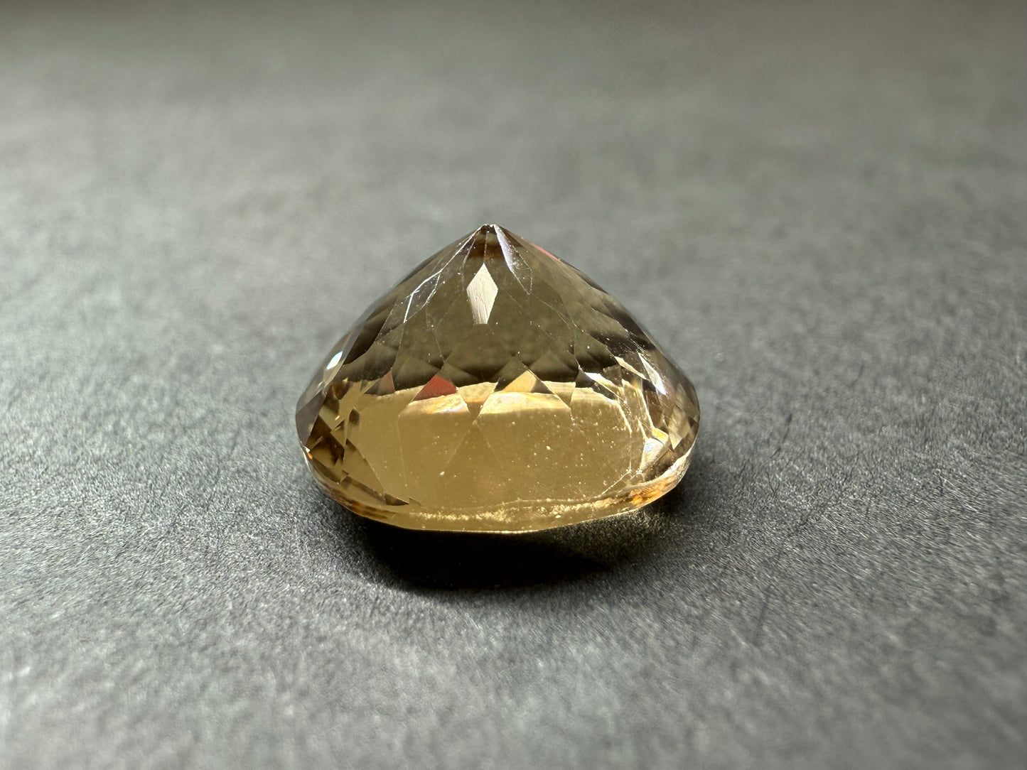 0792 シャンパンスキャポライト 4.41ct