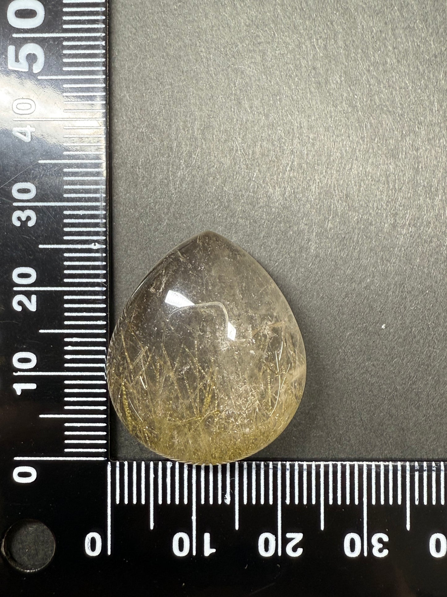 0857 グリーントルマリンルチルインクォーツ(欠けあり) 40.87ct