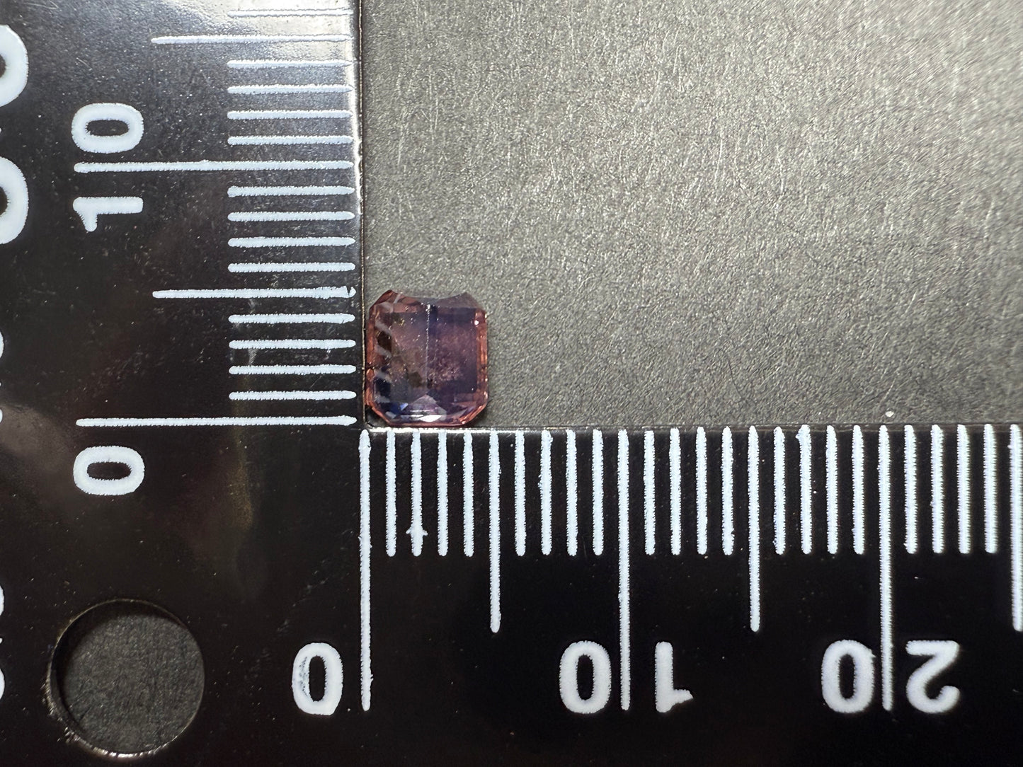0305 ウィンザーサファイア 0.99ct