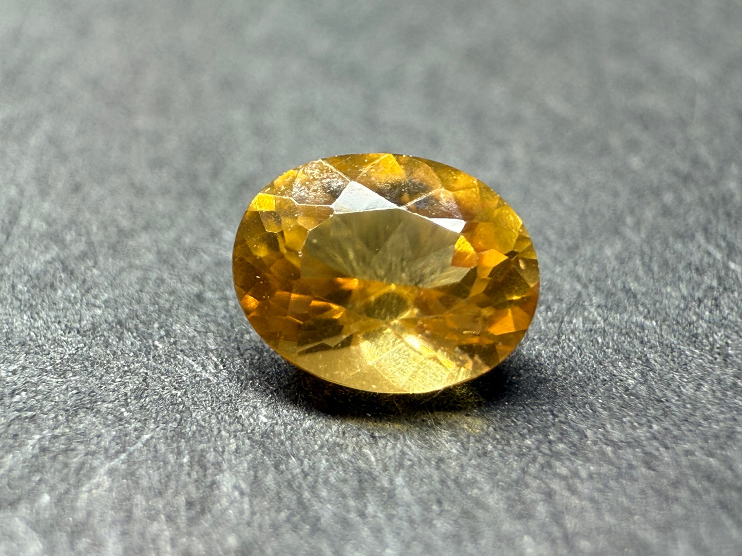 0546 コンドロダイト 0.26ct