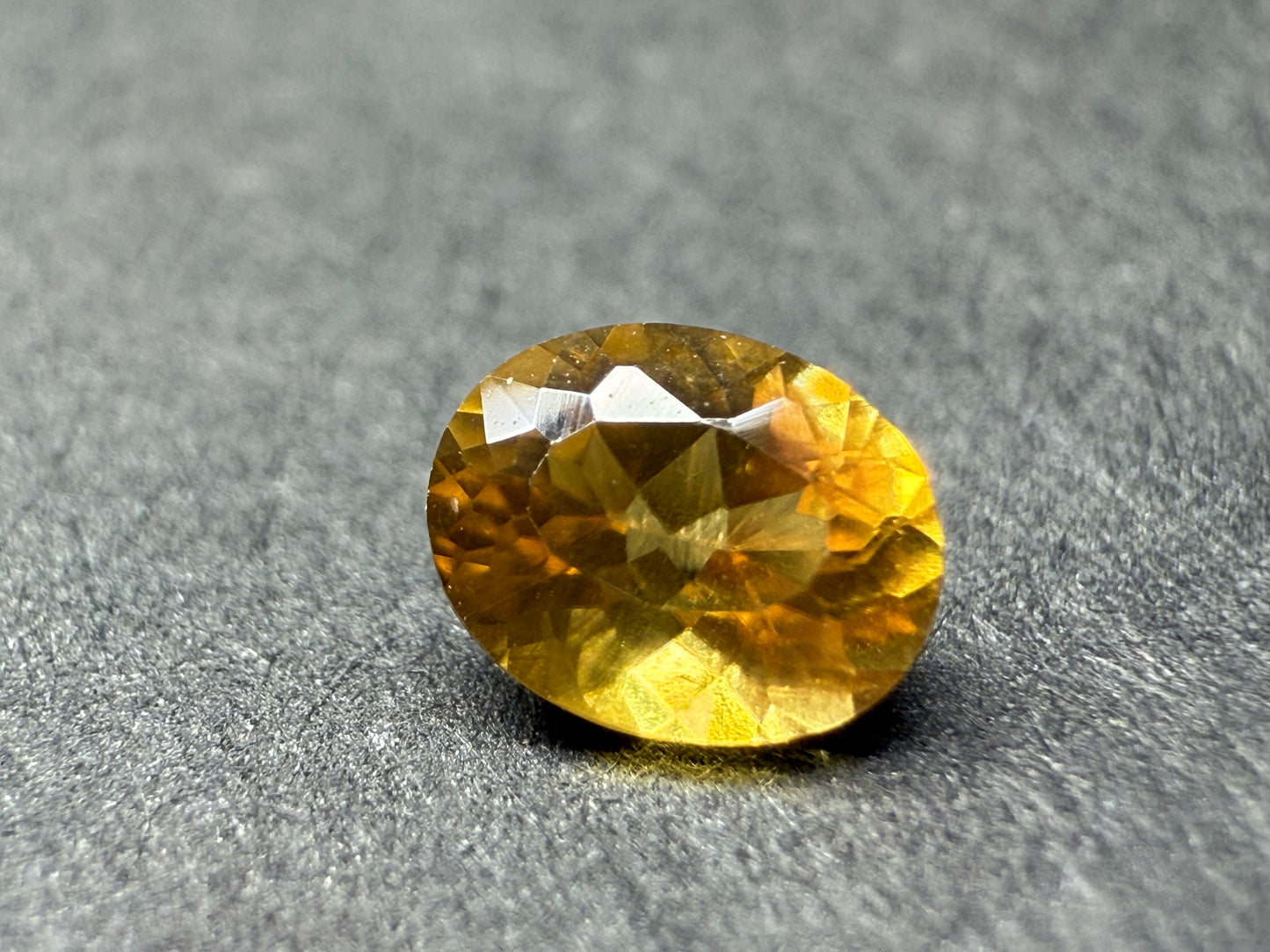 0546 コンドロダイト 0.26ct
