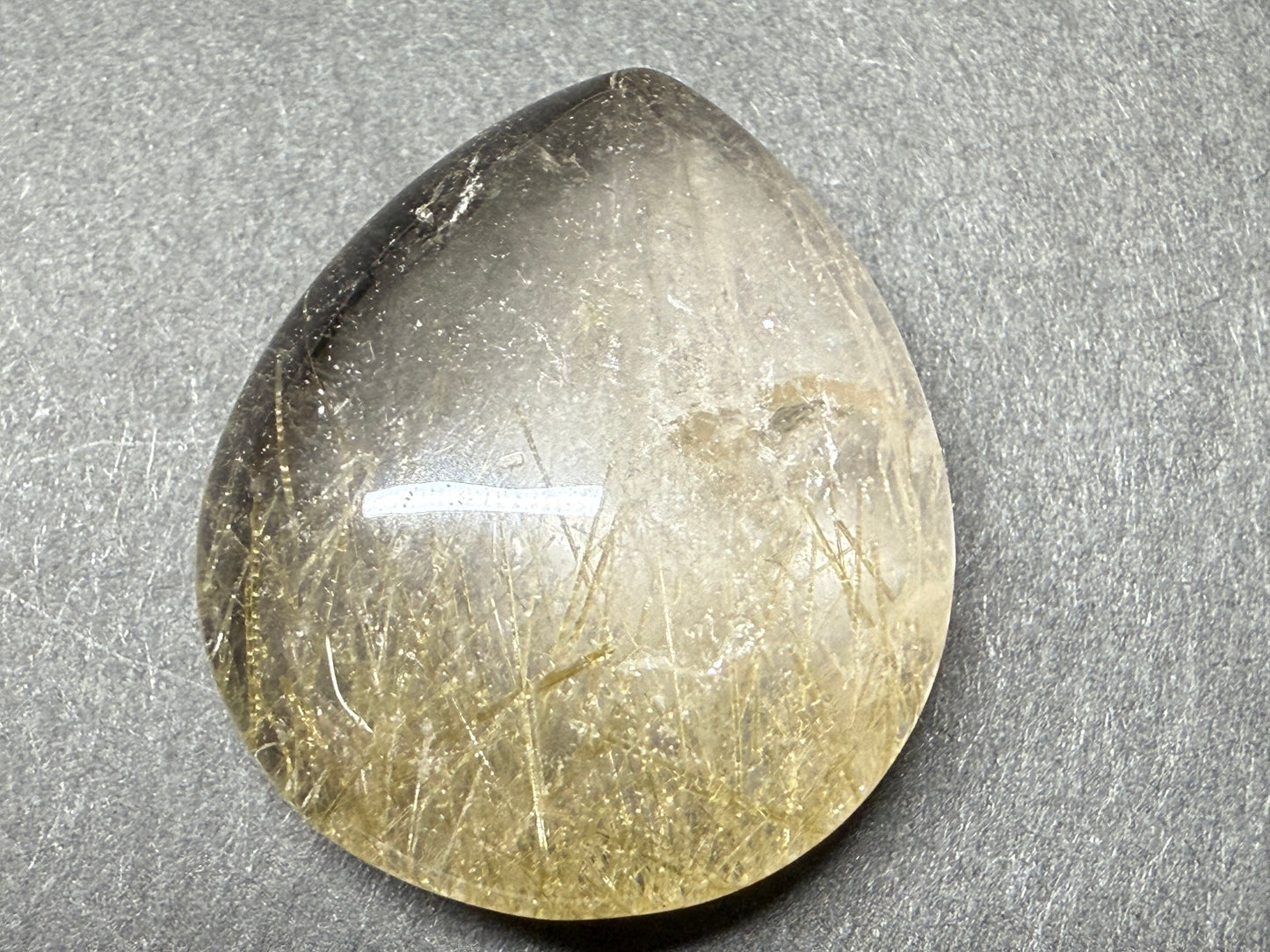 0857 グリーントルマリンルチルインクォーツ(欠けあり) 40.87ct