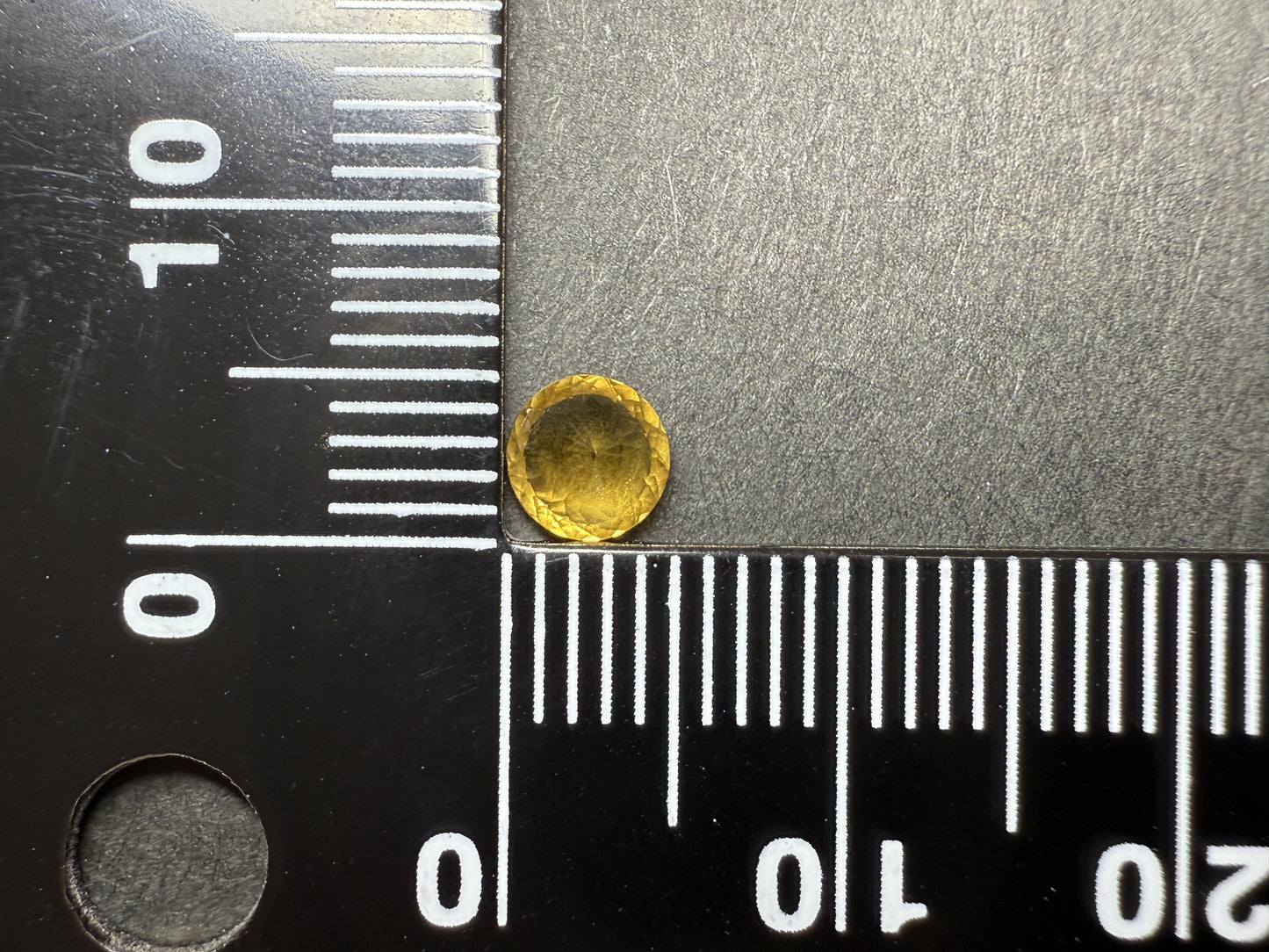 0554 コンドロダイト 0.50ct