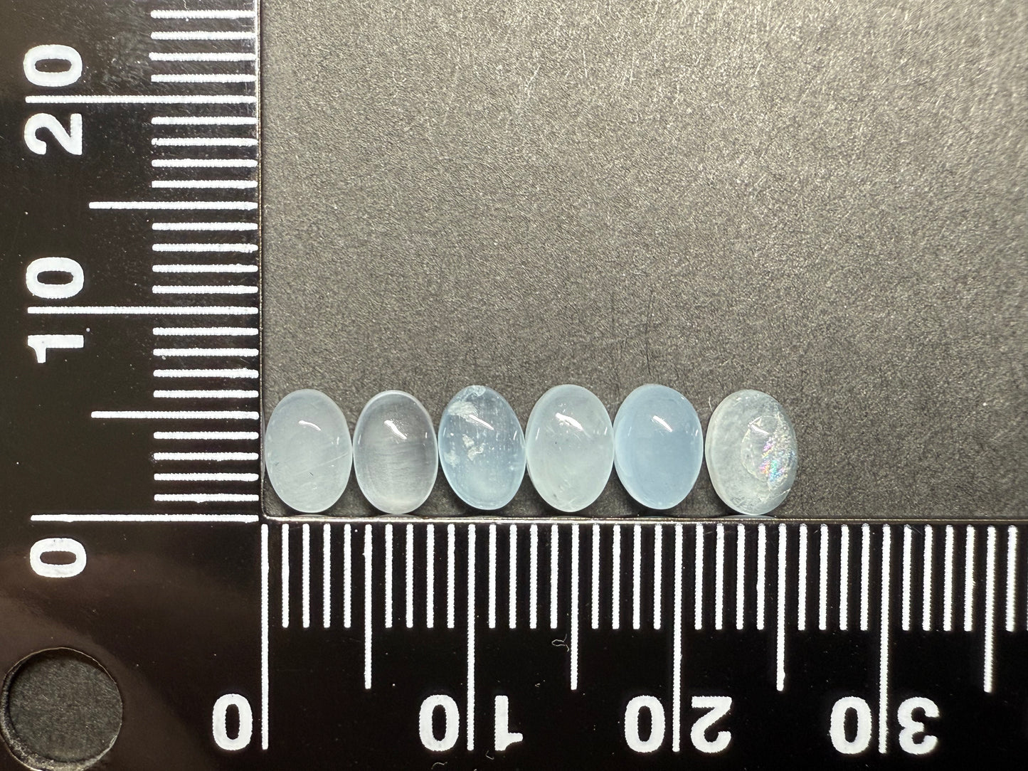 0633【ランダム発送】ミルキーアクアマリン💧【1石あたり0.584ct】