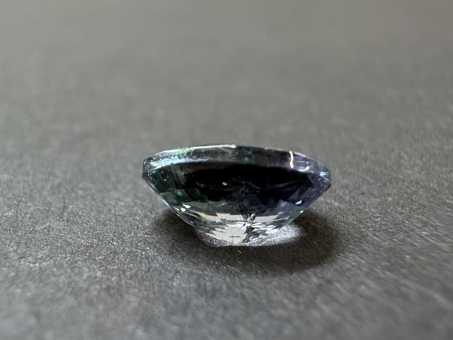 0042 バイカラータンザナイト 1.27ct
