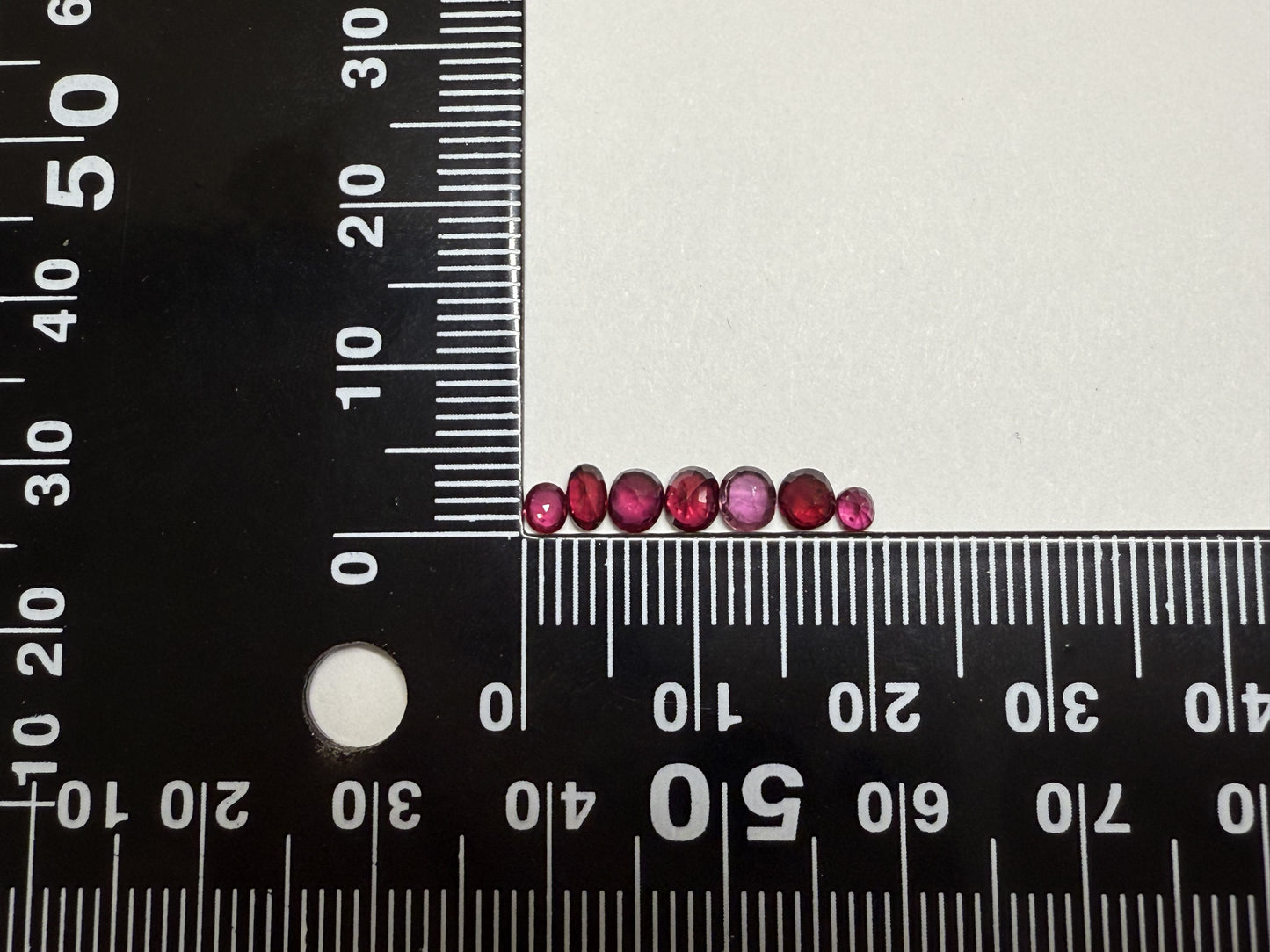 0013【ランダム発送】ルビー 【1石あたり約0.14ct】