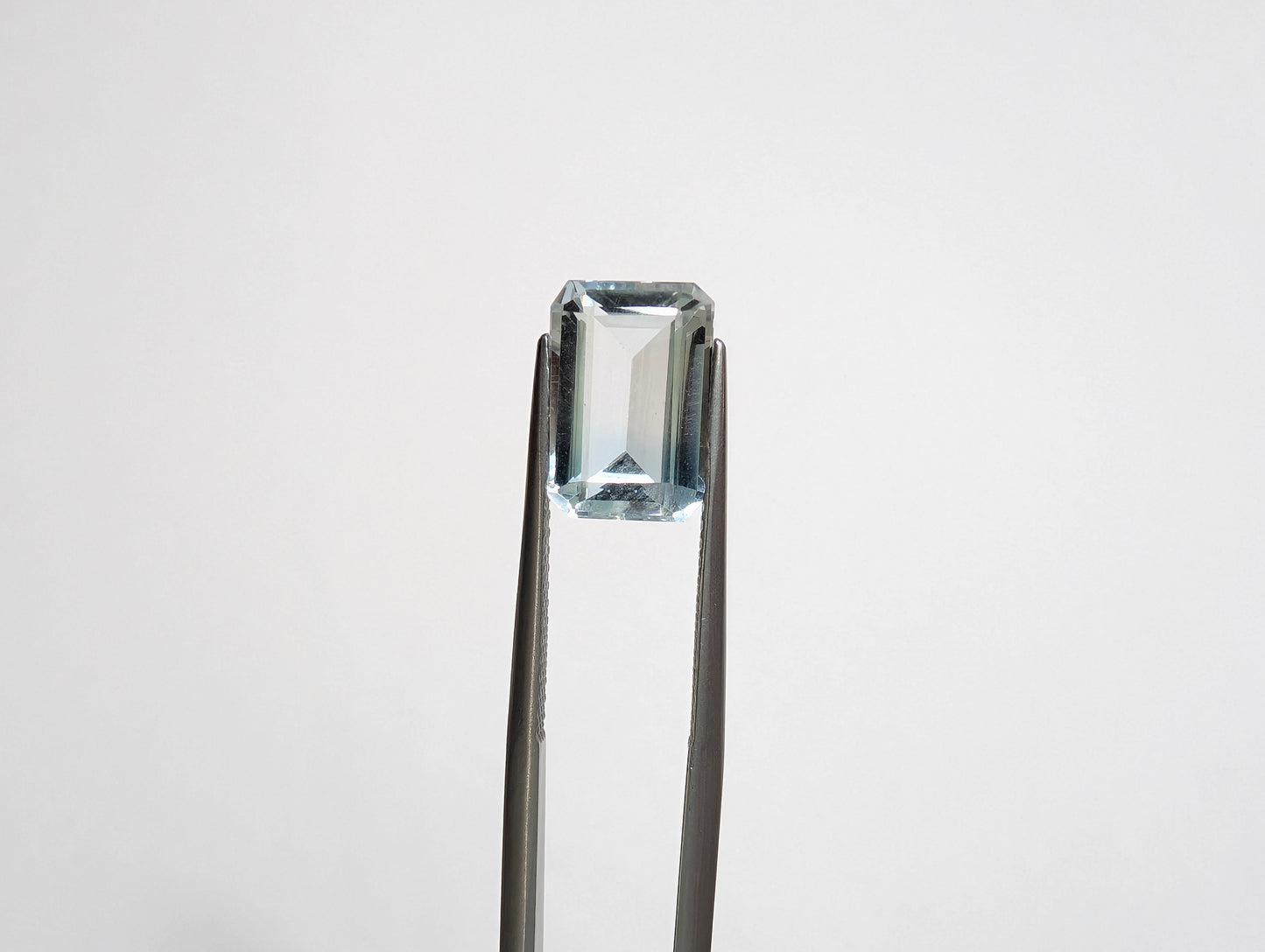 0055 バイカラートパーズ 4.18ct