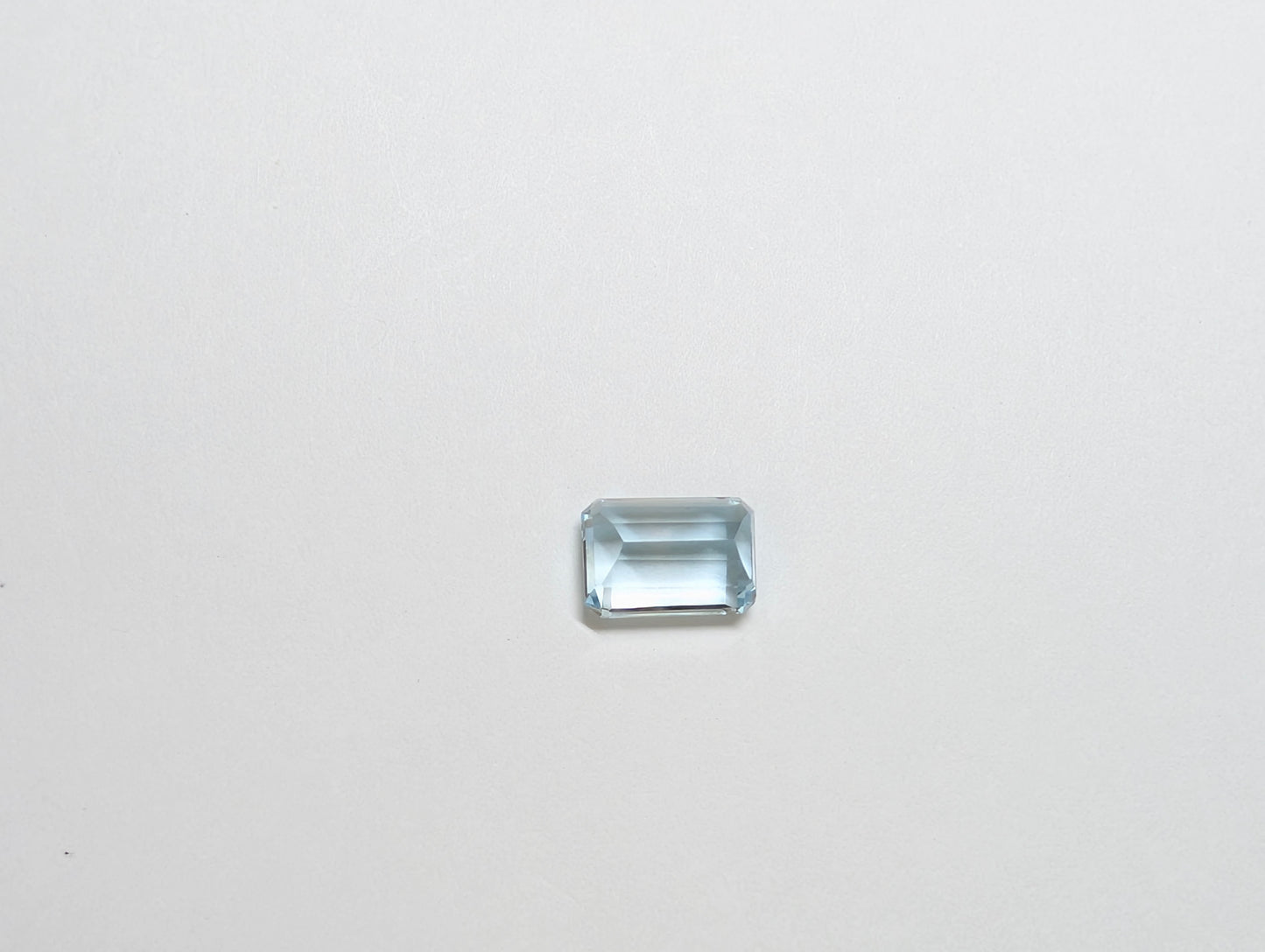 0046 バイカラートパーズ 4.04ct