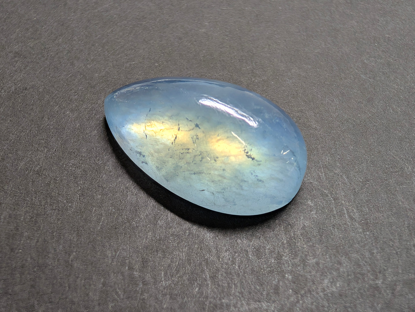 0095 アクアマリン(ペアシェイプ/カボション) 22.87ct
