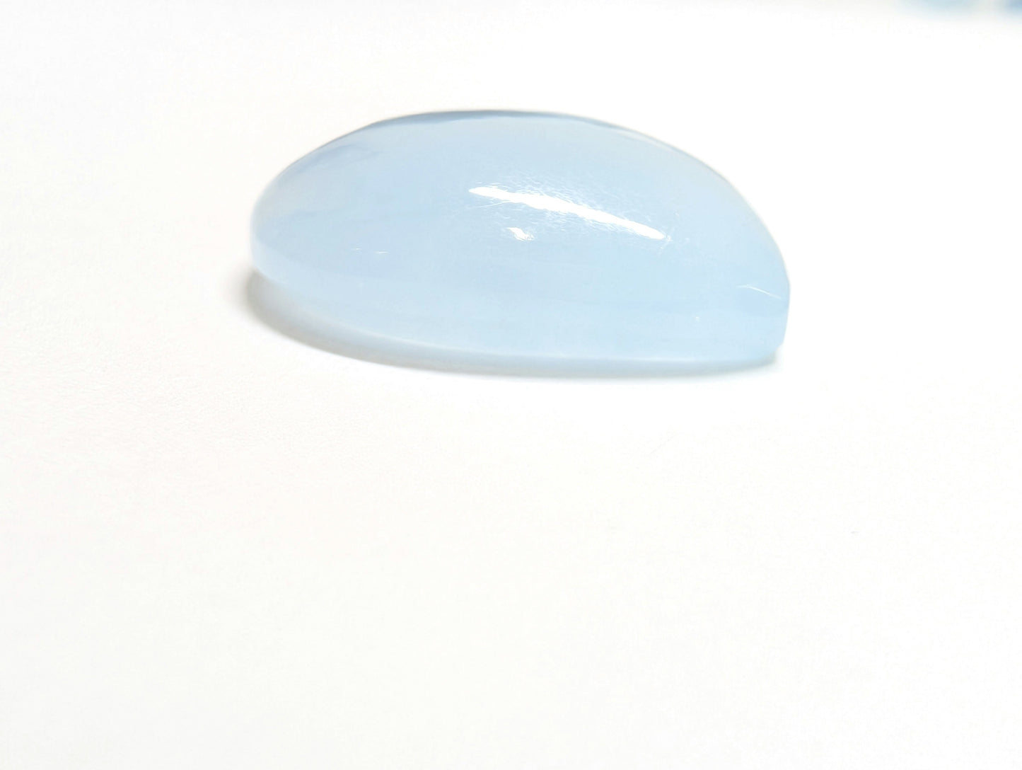 0102 アクアマリン(ペアシェイプ(栗!?)/カボション) 33.41ct