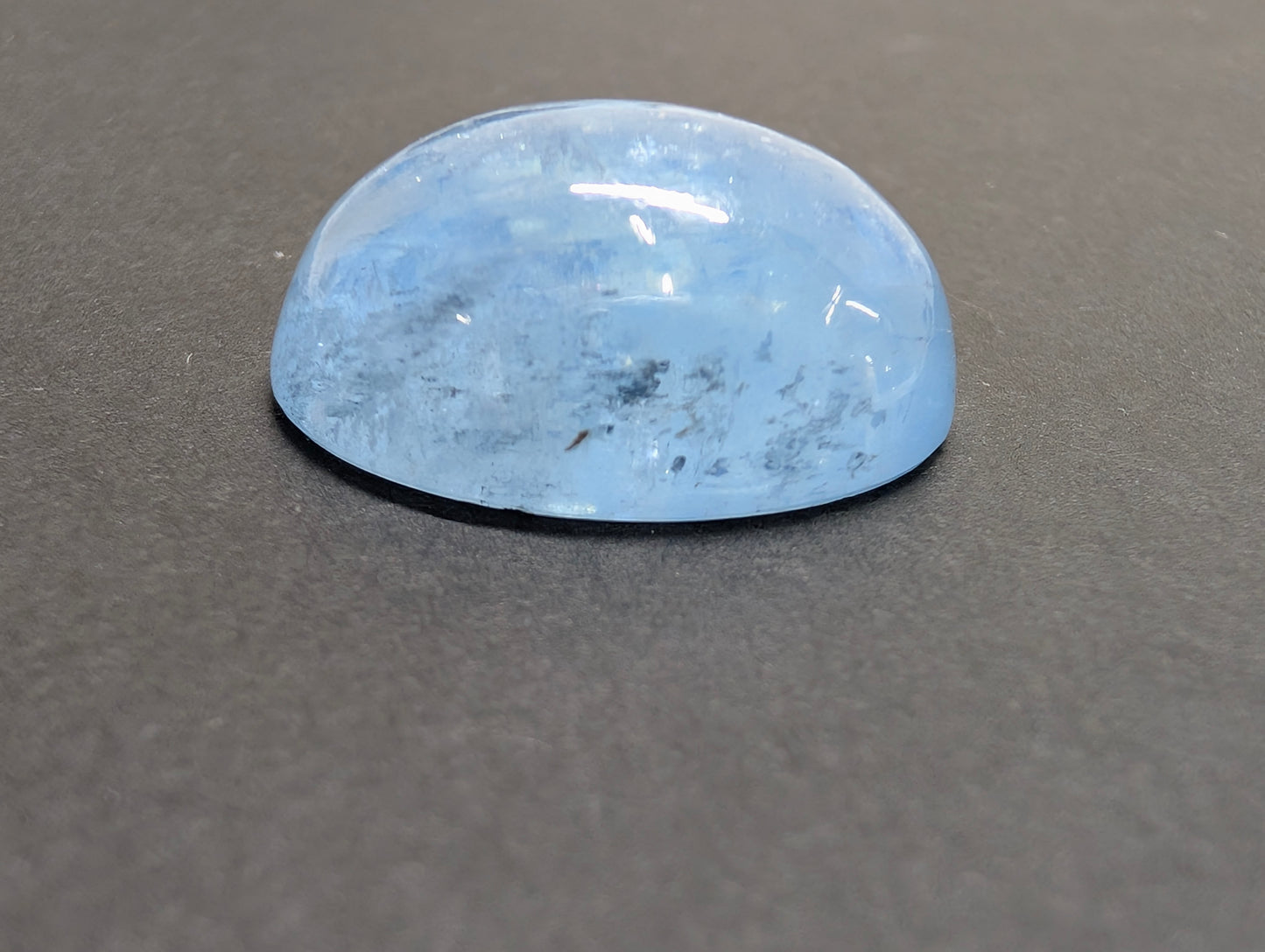 0101 アクアマリン(カボション) 30.60ct