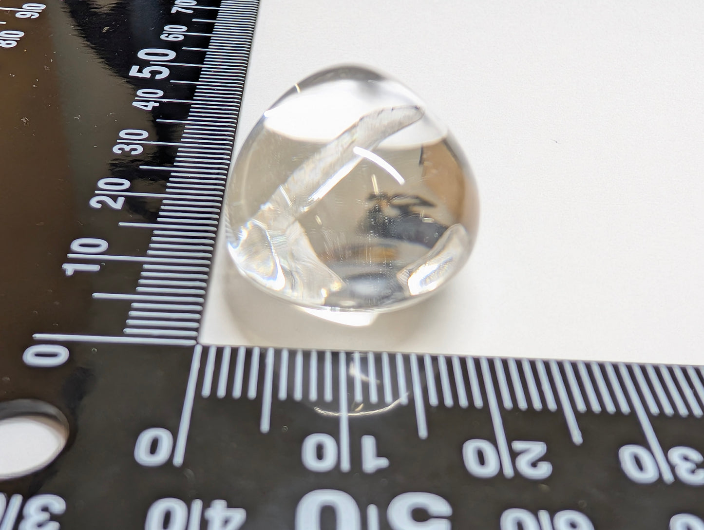 0110 3,000円!クォーツインクォーツ 64.13ct